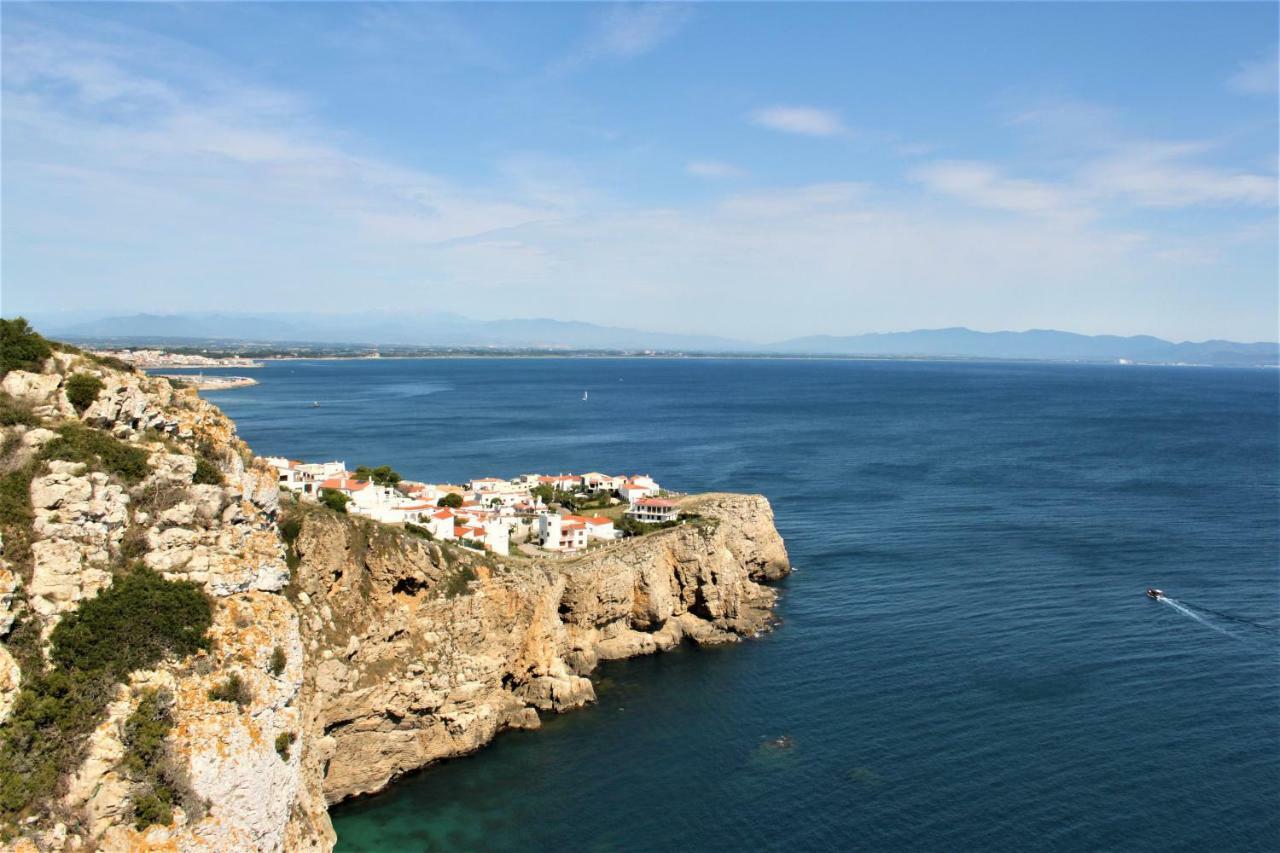 Lluna Ля Эскала Экстерьер фото